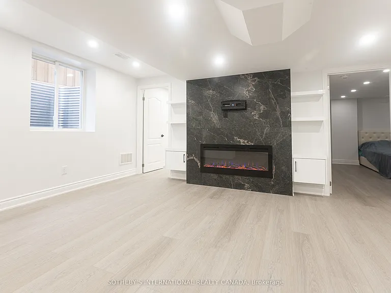 1182 Blueheron Blvd #BASEMENT — Photo 6