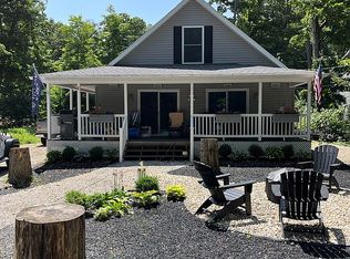 944 Portsmouth Ave, Put In Bay, OH 43456