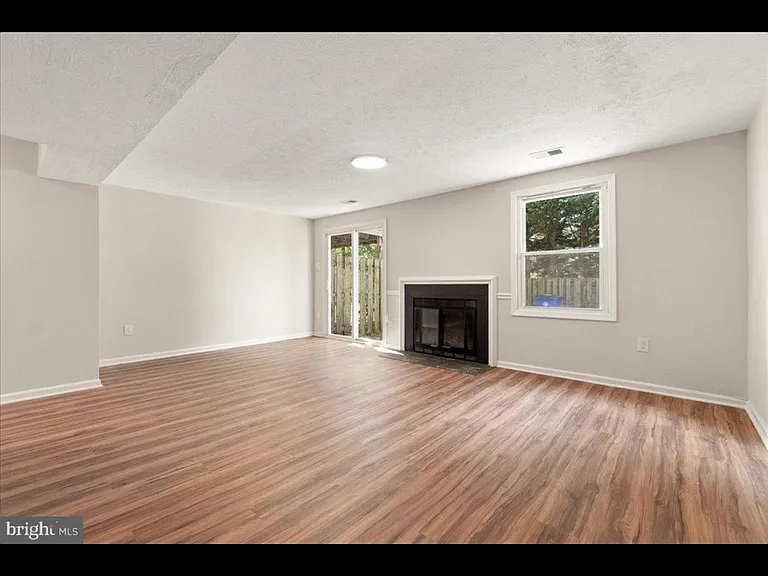502 Ellrose Ct — Photo 20