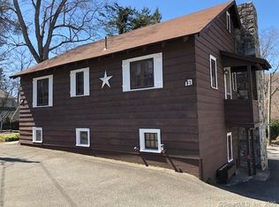 10 Circle Dr, Danbury, CT 06811