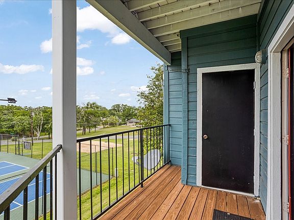3rd image of 2164 Tanglewood Blvd Unit D212