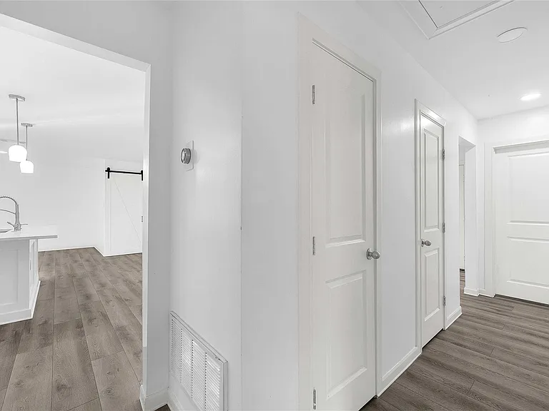 6014 Belarbor St — Photo 13