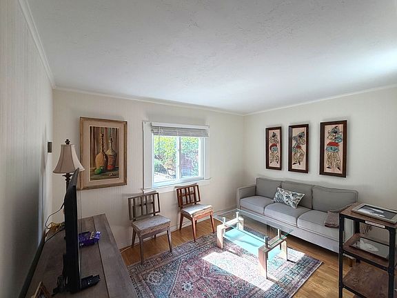 3rd image of 3133-3137 Broderick St #3133