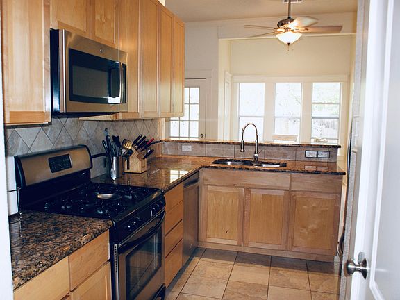 3rd image of 1502 North St #B
