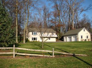 1077 Woodlyn Dr, Denver, PA 17517