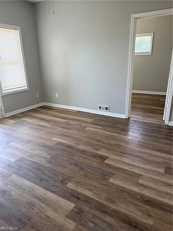 10917 Bernard Ave — Photo 2