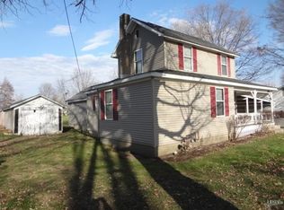 300 Cemetery St, Wolcottville, IN 46795