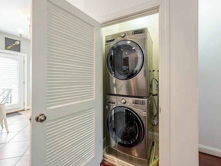 1308 Talbert Ct SE #A — Photo 9