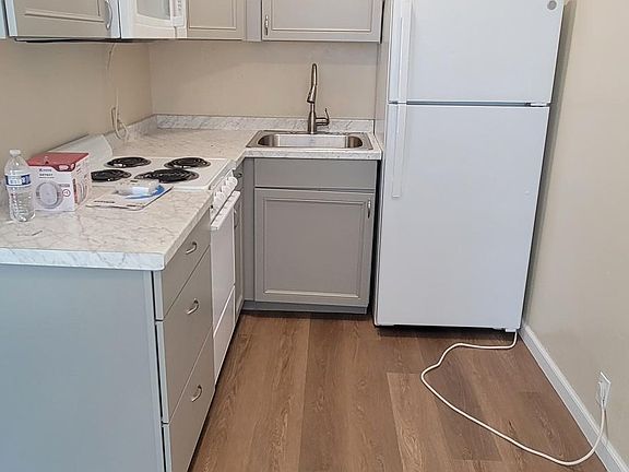 Kitchen with ample storage!