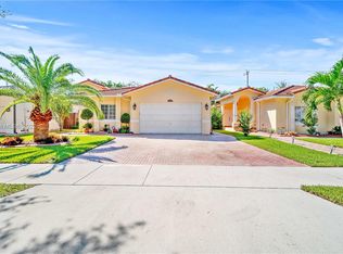 12180 Natalies Cove Rd, Cooper City, FL 33330