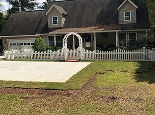116 E Commodore Dr, Cross Hill, SC 29332