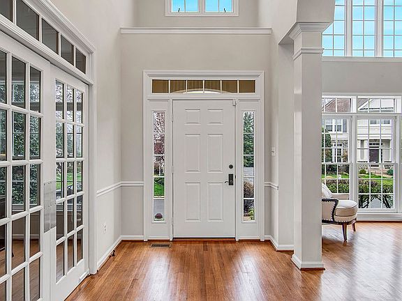 3rd image of 8403 Woodford Forest Pl