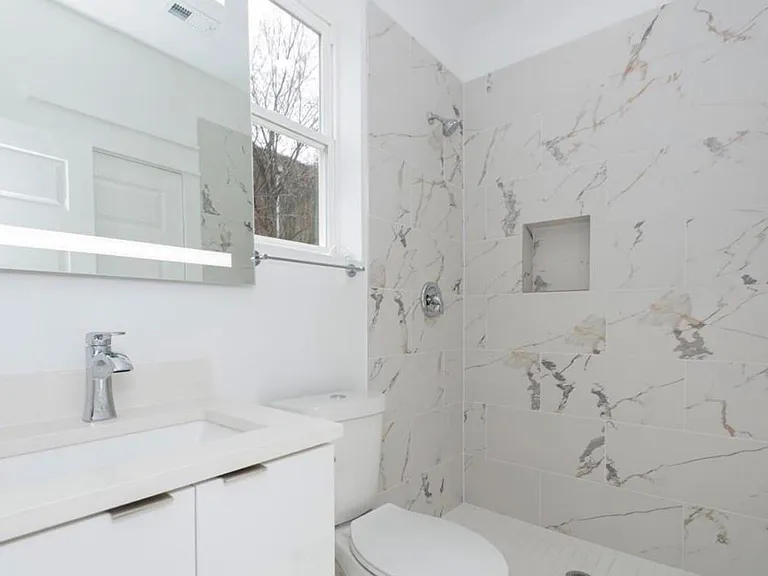 505 Schweikhardt St — Photo 7