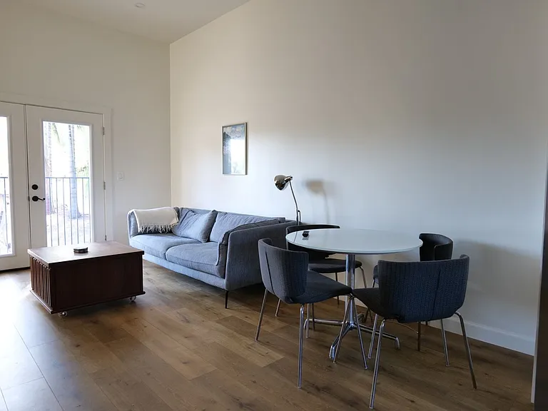 10916 Arleta Ave — Photo 11
