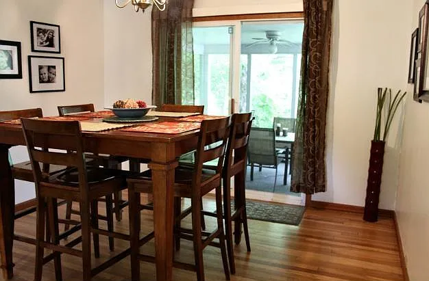 3 bed, 2.0 bath, 1530 sqft, $1,895 — Photo 2