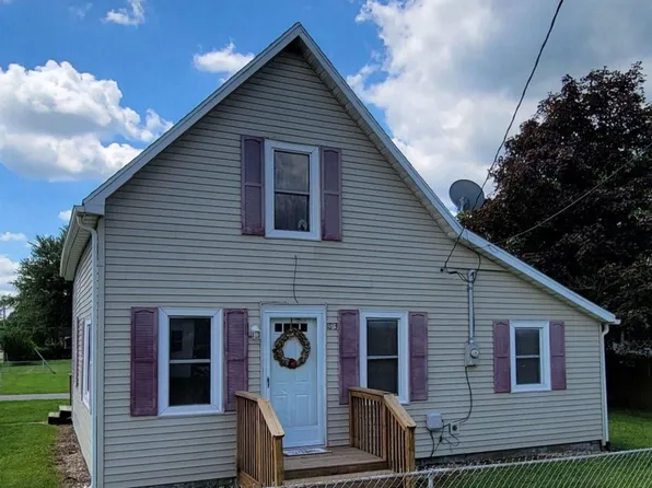 1813 E Delta Dr, Muncie, IN 47303