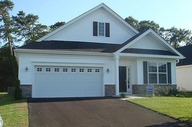 1st image of 71 Woodview Dr
