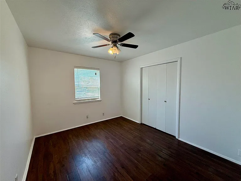 4114 Mustang St — Photo 10