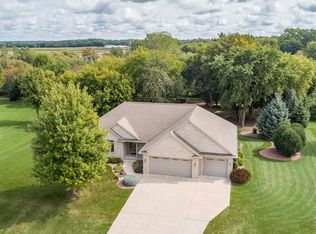 3981 Three Penny Ct, De Pere, WI 54115