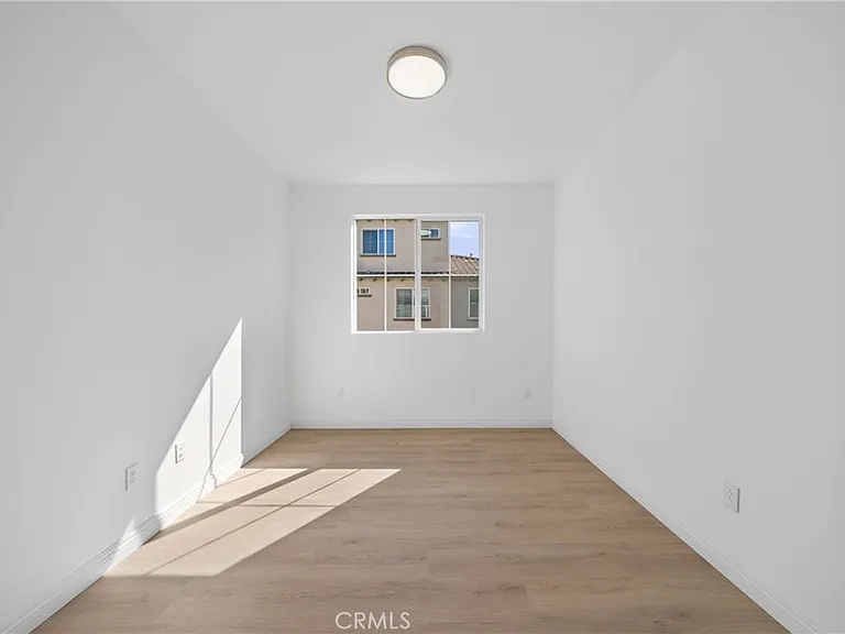 312 N Fenimore Ave — Photo 15