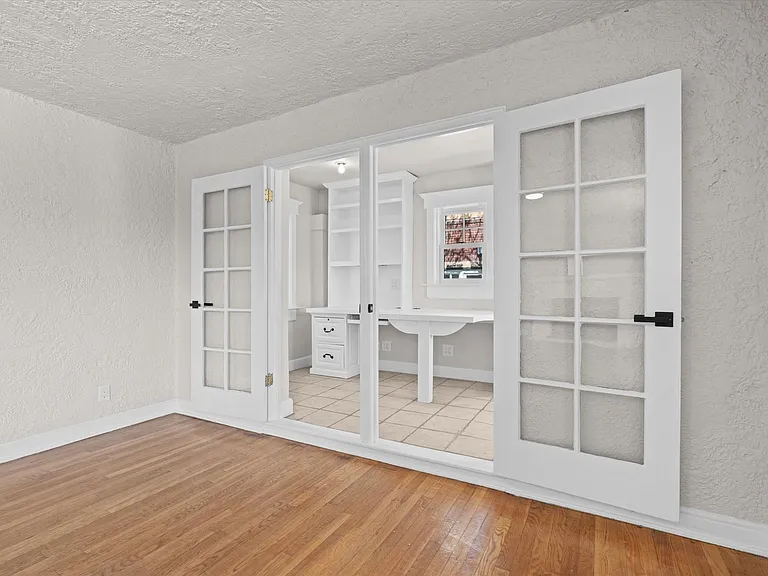 1117 Codel Way — Photo 10