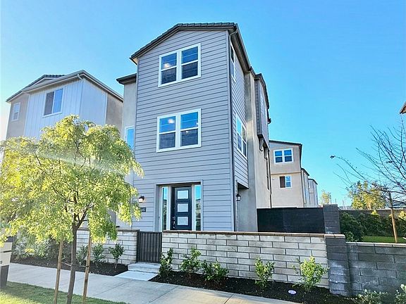 2nd image of 31682 Williams Way