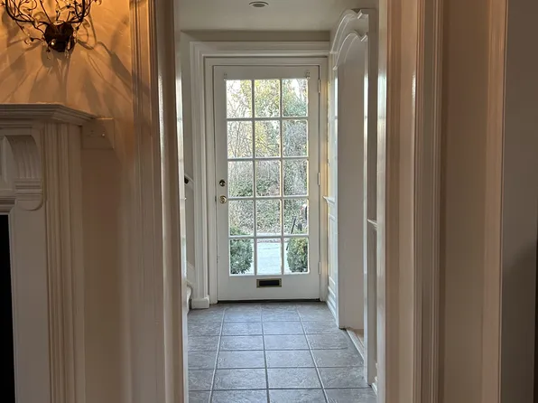 765 Buck Ln, Haverford, PA 19041