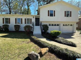 616 Vaughn Cir, Birmingham, AL 35235