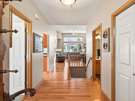 3rd image of 15163 Claret Cir