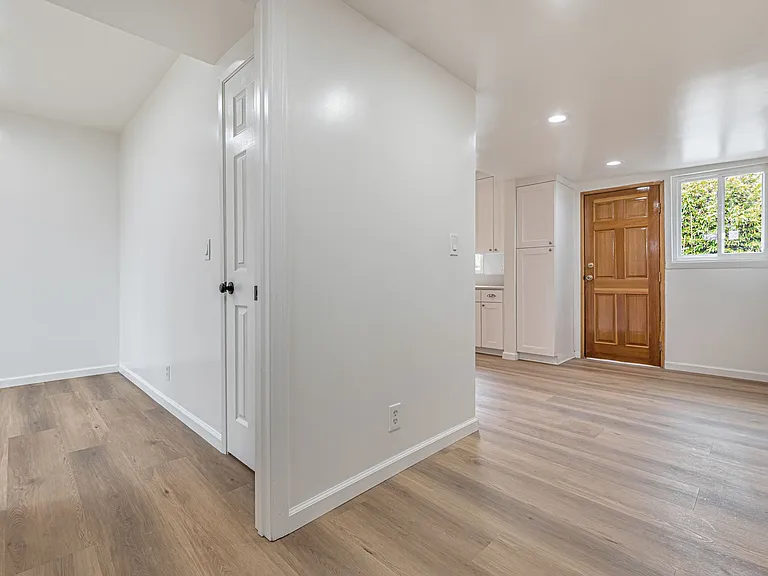 12856 Rubens Ave — Photo 15