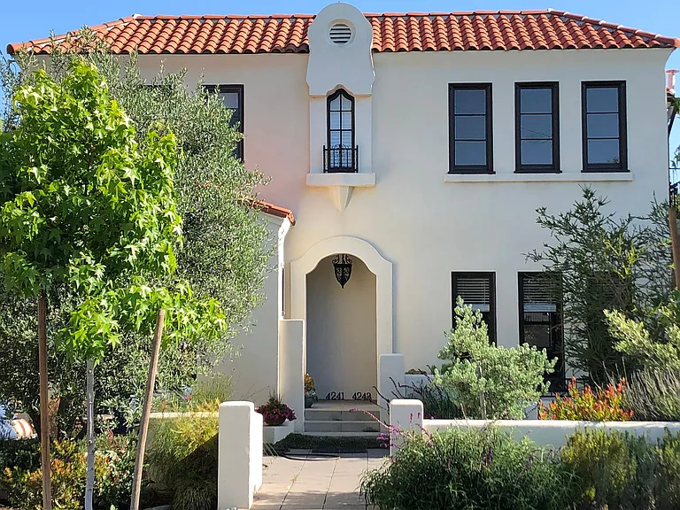 Unit on the Right Side for Rent