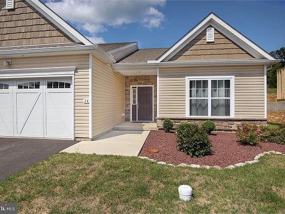 4th image of 34 Reserve Dr