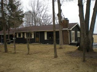 4751 W Brownview Dr, Janesville, WI 53545