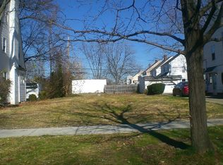 16717 Scottsdale Blvd, Shaker Heights, OH