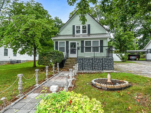 5th image of 345 Telford St
