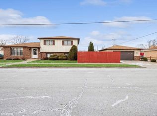 14347 Cleveland Ave, Posen, IL 60469