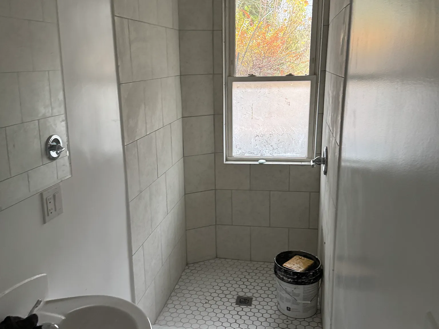 1631 W Norwegian St — Photo 4