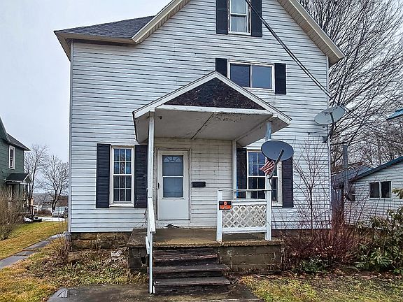 2nd image of 415 Biddle St