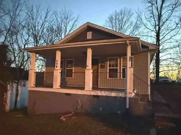 288 Broadway St, Irvine, KY 40336