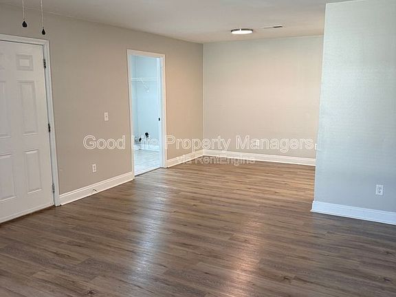 5th image of 8444 Chisholm Rd