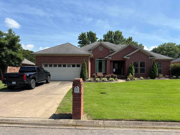3715 McConnell Dr, Conway, AR 72034