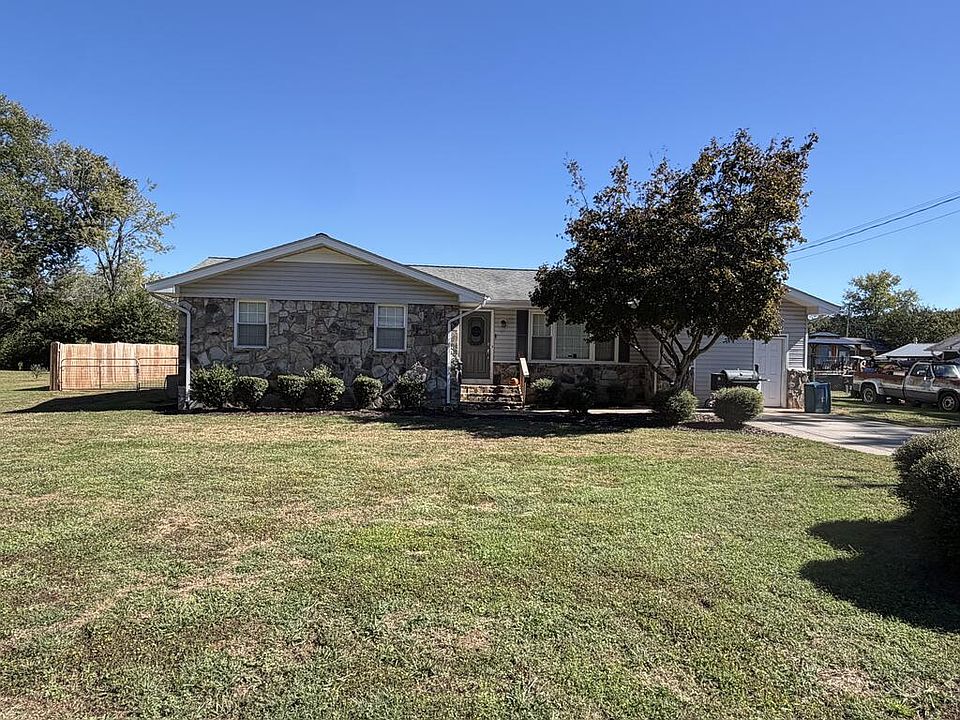 1st image of 4512 Rolling Way Dr