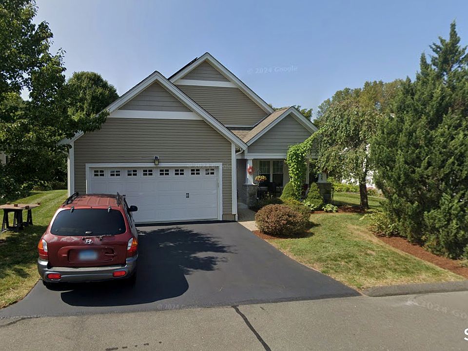 1st image of 53 Bartlett Hollow #53