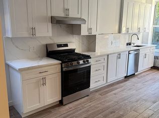 1929 Woodbine St APT 1L, Ridgewood, NY 11385