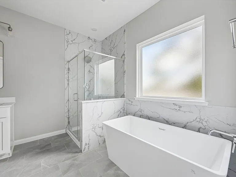 209 Clark Meadows Ln — Photo 16