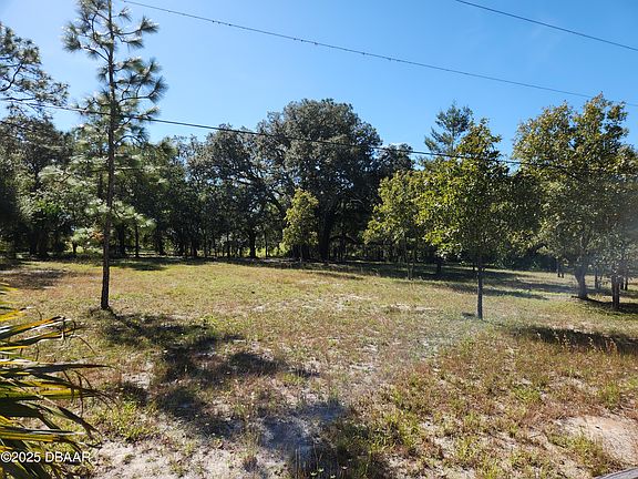3rd image of 1740 Roos Ln