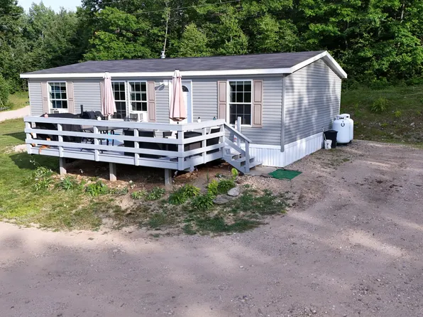 133 McAlister Road, Buckfield, ME 04220