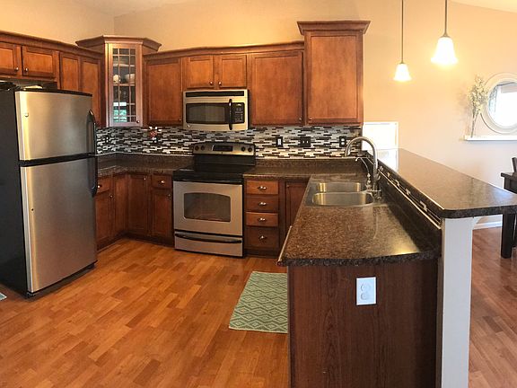 5th image of 1492 Sadler Dr