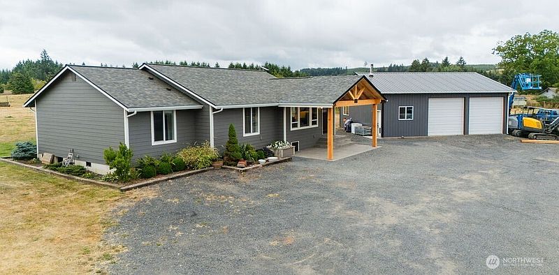 3rd image of 193 Schoolhouse Road