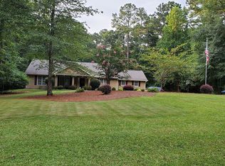 20 Woodmoor Dr, Newnan, GA 30263